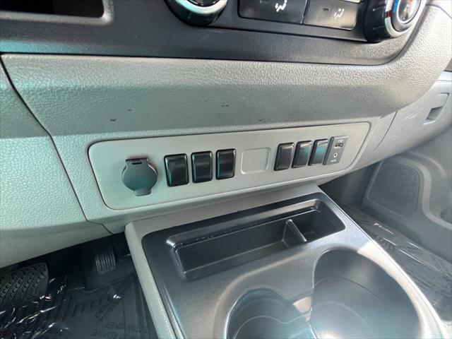 2021 Nissan 2500 S High Roof V6