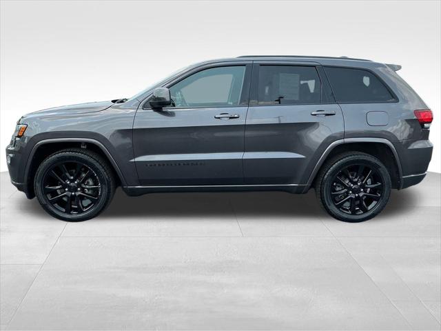 Used 2018 Jeep Grand Cherokee Altitude with VIN 1C4RJEAG1JC437762 for sale in Muscle Shoals, AL