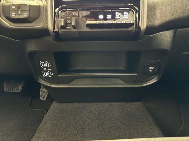 2025 Ram 3500 Tradesman Regular Cab 4x4 8' Box