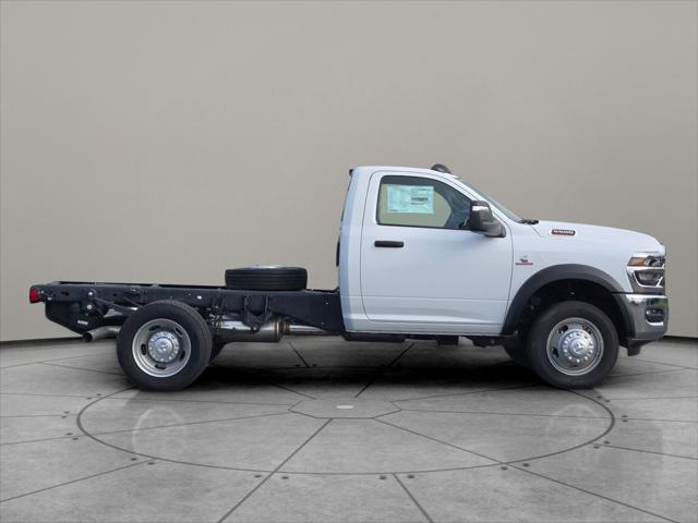 2025 RAM Ram 5500 Chassis Cab RAM 5500 TRADESMAN CHASSIS REGULAR CAB 4X4 60 CA 2025 RAM Ram 5500 Chassis Cab RAM 5500 TRADESMAN CHASSIS REGULAR CAB 4X4 60 CA