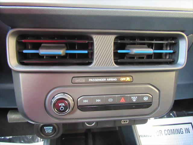 2025 Ford Maverick Lobo Standard