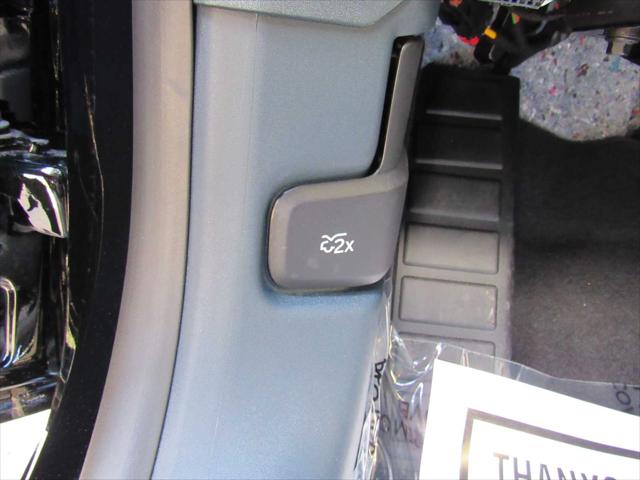 2025 Ford Maverick Lobo Standard