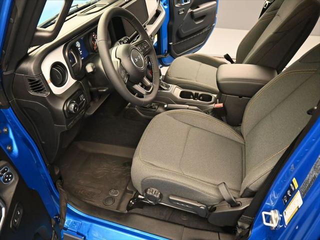 2025 Jeep Wrangler 4-Door Summit 4x4