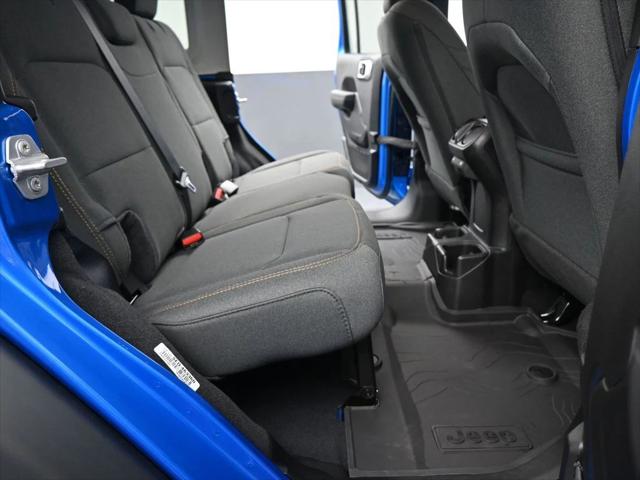 2025 Jeep Wrangler 4-Door Summit 4x4