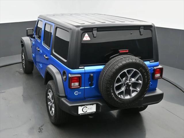 2025 Jeep Wrangler 4-Door Summit 4x4