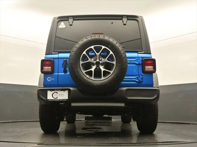 2025 Jeep Wrangler 4-Door Summit 4x4