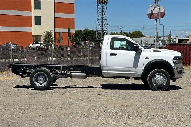 2025 RAM Ram 5500 Chassis Cab RAM 5500 TRADESMAN CHASSIS REGULAR CAB 4X4 84 CA