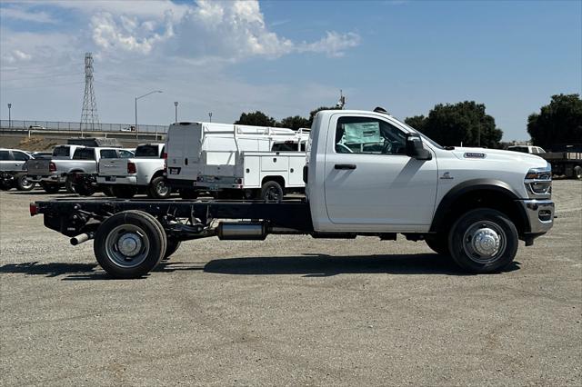 2025 RAM Ram 5500 Chassis Cab RAM 5500 TRADESMAN CHASSIS REGULAR CAB 4X4 84 CA 2025 RAM Ram 5500 Chassis Cab RAM 5500 TRADESMAN CHASSIS REGULAR CAB 4X4 84 CA
