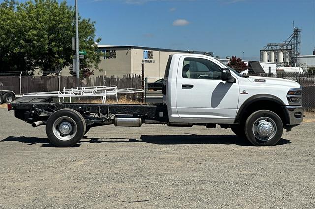 2025 RAM Ram 5500 Chassis Cab RAM 5500 TRADESMAN CHASSIS REGULAR CAB 4X4 84 CA 2025 RAM Ram 5500 Chassis Cab RAM 5500 TRADESMAN CHASSIS REGULAR CAB 4X4 84 CA