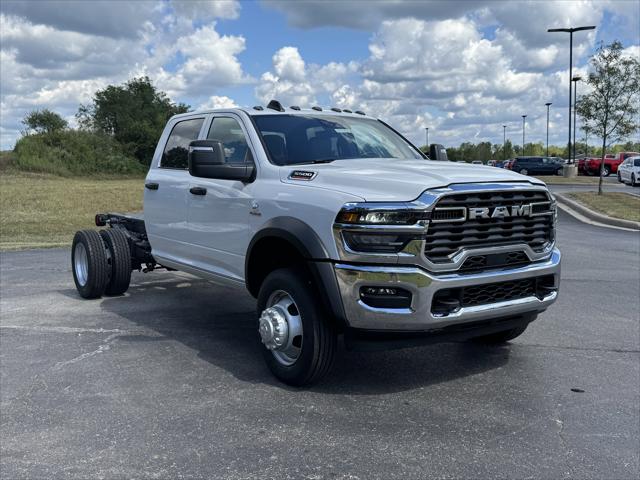 2025 RAM Ram 5500 Chassis Cab RAM 5500 TRADESMAN CHASSIS CREW CAB 4X4 60 CA