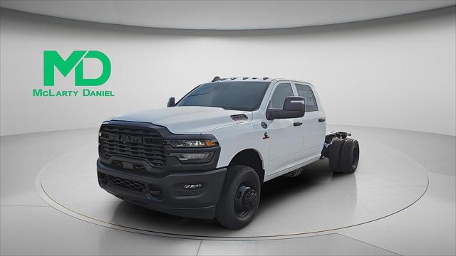2025 RAM Ram 3500 Chassis Cab RAM 3500 TRADESMAN CREW CAB CHASSIS 4X4 60 CA