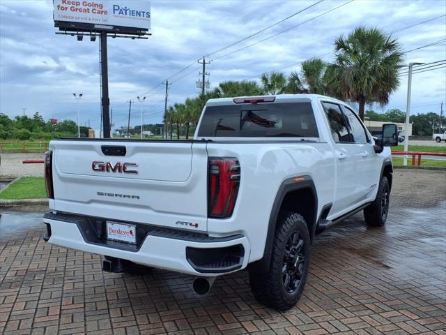 2024 GMC Sierra 2500HD 4WD Crew Cab Standard Bed AT4