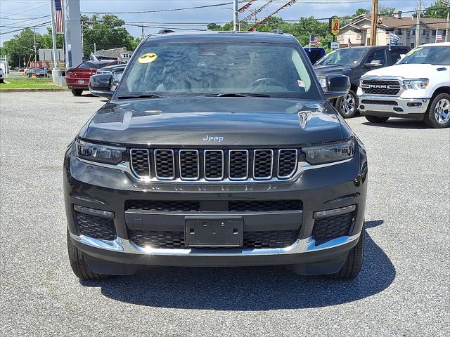 2022 Jeep Grand Cherokee L Limited 4x4 2022 Jeep Grand Cherokee L Limited 4x4