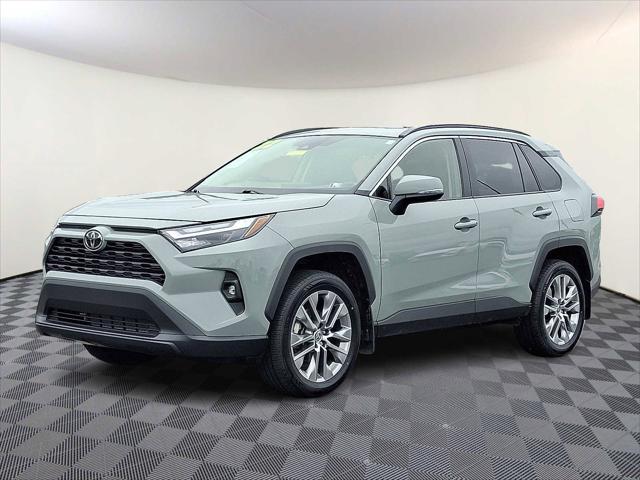 2022 Toyota RAV4 XLE Premium