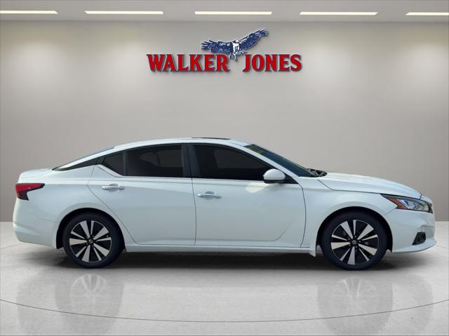 2022 Nissan Altima SL FWD