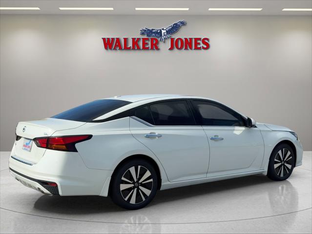 2022 Nissan Altima SL FWD