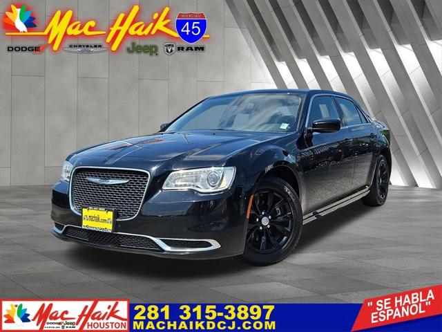 2023 Chrysler 300 Touring