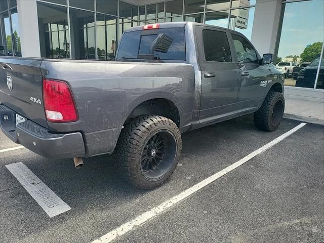 2020 RAM 1500 Classic SLT Crew Cab 4x4 57 Box