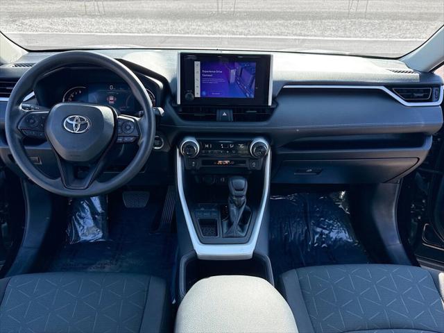 2024 Toyota RAV4 XLE 2024 Toyota RAV4 XLE