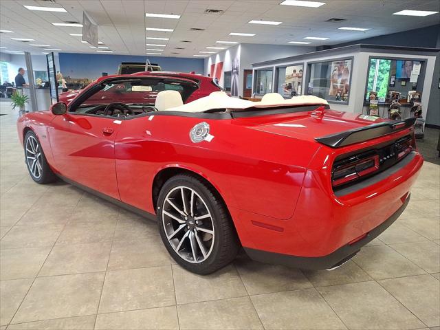 2023 Dodge Challenger CHALLENGER R/T