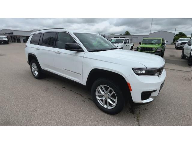2025 Jeep Grand Cherokee GRAND CHEROKEE L LAREDO 4X2