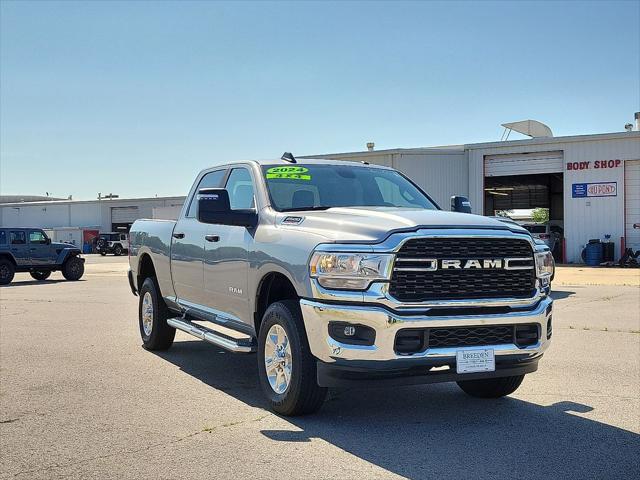 2024 RAM 2500 Big Horn Crew Cab 4x4 64 Box