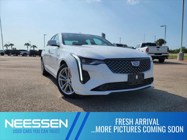 2024 Cadillac CT4 Luxury