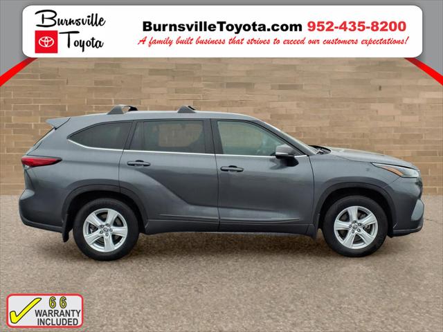 Used 2022 Toyota Highlander LE with VIN 5TDBZRBH6NS588173 for sale in Burnsville, Minnesota
