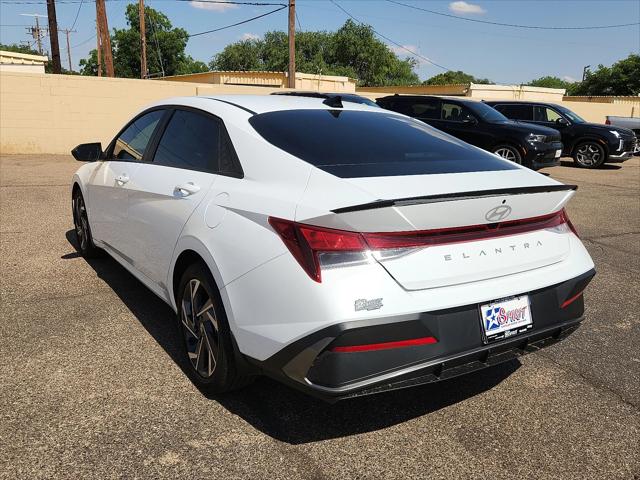 2025 Hyundai Elantra SEL Sport
