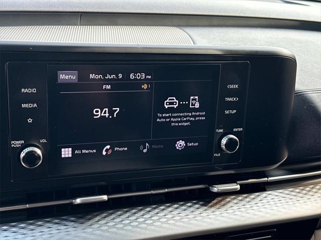 2022 Kia Carnival MPV LX Seat Package