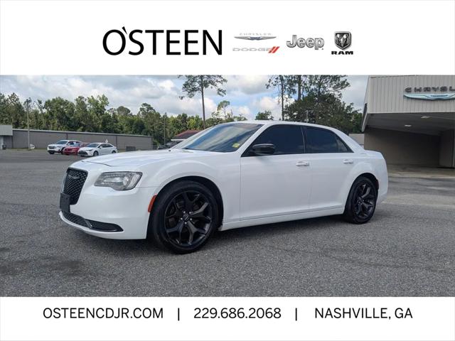 2020 Chrysler 300 Touring