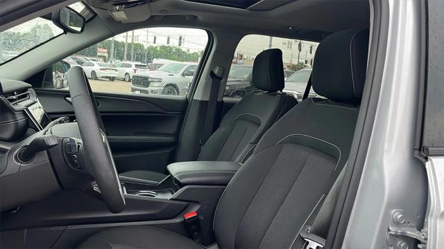 2024 Jeep Grand Cherokee Laredo X 4x4 2024 Jeep Grand Cherokee Laredo X 4x4