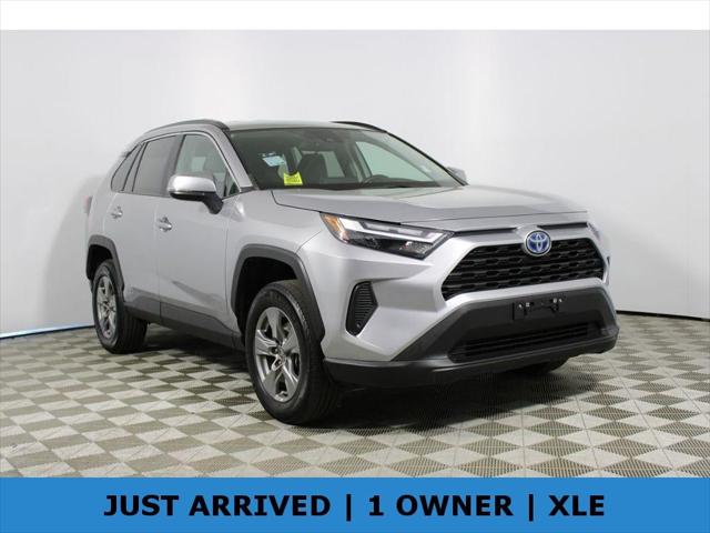 2022 Toyota RAV4 XLE
