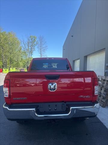 2024 RAM 2500 Big Horn Crew Cab 4x4 64 Box