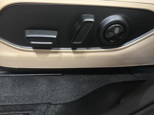 2022 Jeep Grand Cherokee L Limited 4x4 2022 Jeep Grand Cherokee L Limited 4x4