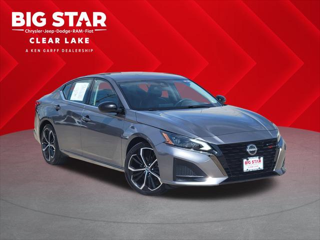 2023 Nissan Altima SR FWD