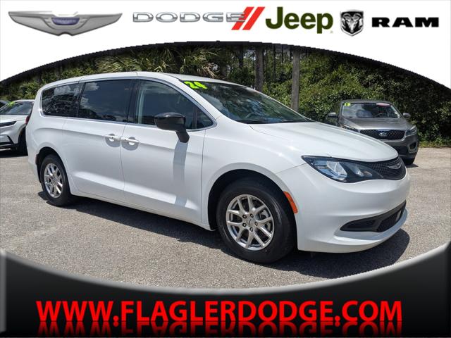 2024 Chrysler Voyager LX