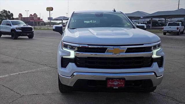 2022 Chevrolet Silverado 1500 4WD Crew Cab Standard Bed LT