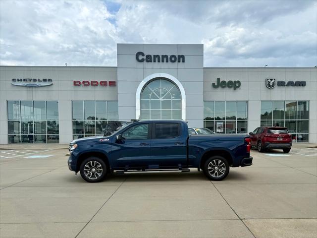 2022 Chevrolet Silverado 1500 4WD Crew Cab Short Bed RST