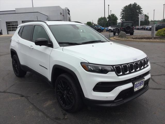 2024 Jeep Compass Latitude Lux FWD