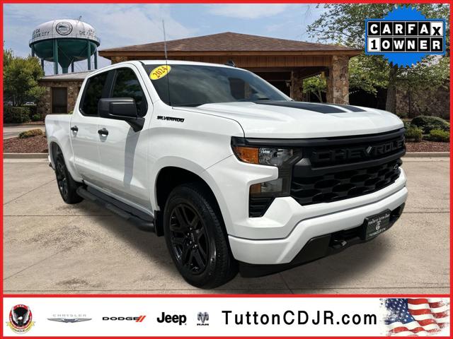 2024 Chevrolet Silverado 1500 2WD Crew Cab Short Bed Custom