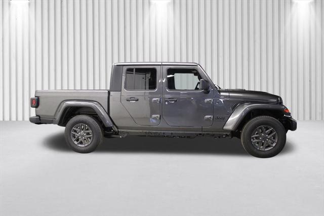 2025 Jeep Gladiator GLADIATOR SPORT S 4X4
