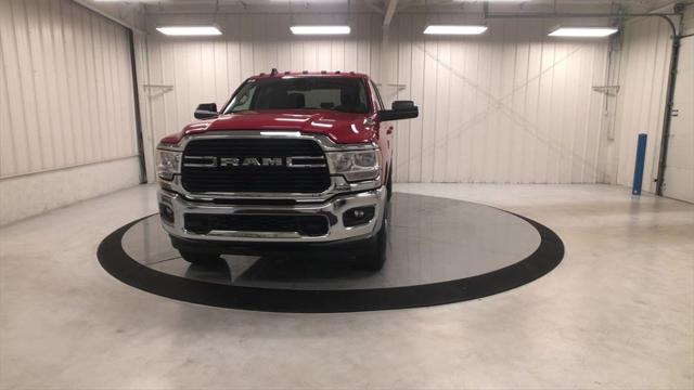 2020 RAM 2500 Big Horn Crew Cab 4X4 64 Box