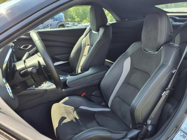 2023 Chevrolet Camaro RWD Convertible LT1