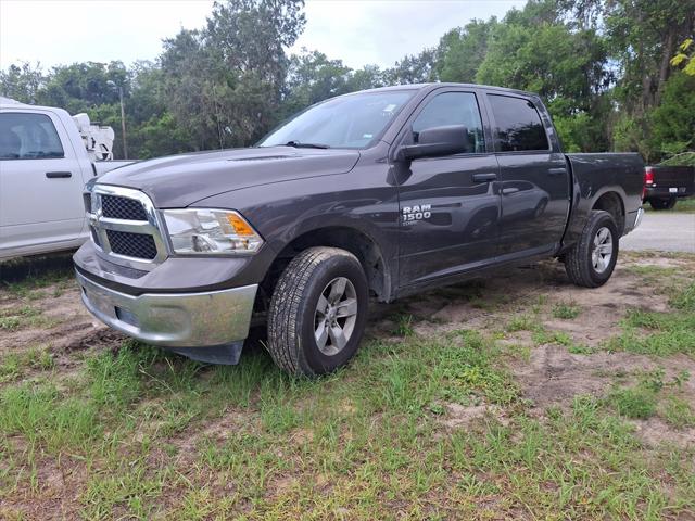 2022 RAM 1500 Classic SLT Crew Cab 4x4 57 Box