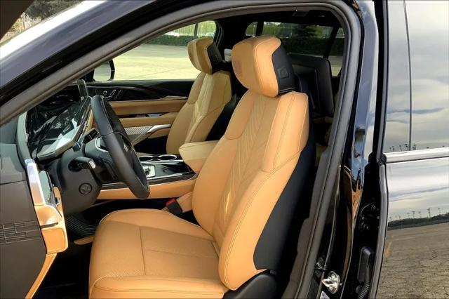 2025 Cadillac Escalade Luxury 2 AWD