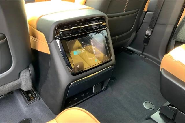 2025 Cadillac Escalade Luxury 2 AWD