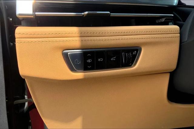 2025 Cadillac Escalade Luxury 2 AWD
