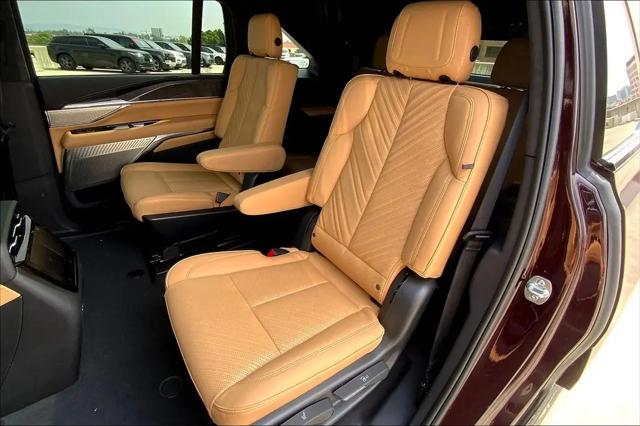 2025 Cadillac Escalade Luxury 2 AWD