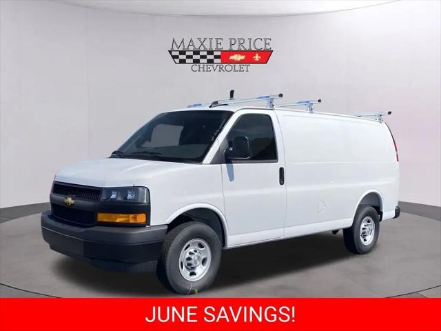 2025 Chevrolet Express Cargo Van RWD 2500 Regular Wheelbase WT